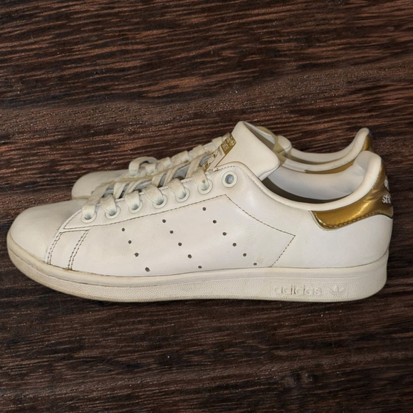 ADIDAS Stan Smith White and Gold - Picture 10 of 11